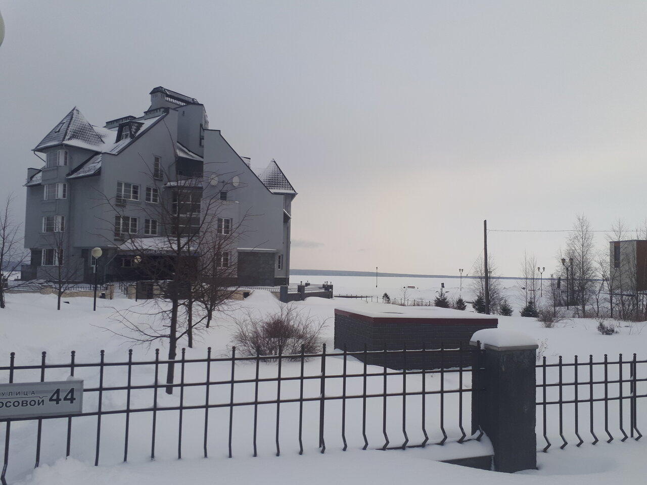 Гостиница Онежский замок Петрозаводск-89