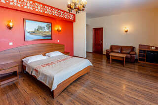 Гостиница Онежский замок Петрозаводск-0