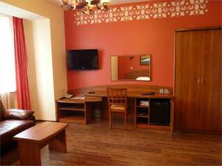 Гостиница Онежский замок Петрозаводск Полулюкс-4