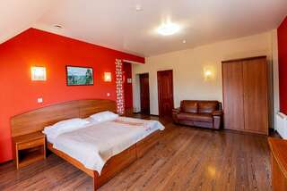 Гостиница Онежский замок Петрозаводск Улучшенный двухместный номер с 1 кроватью-5