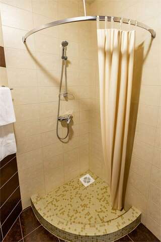 Гостиница Онежский замок Петрозаводск Двухместный номер с 2 отдельными кроватями-14