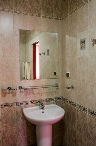 Гостиница Онежский замок Петрозаводск Двухместный номер с 2 отдельными кроватями-10